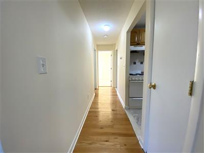 80 Highland Ave, Prospect Hill