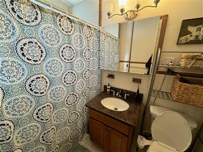 29 Sterling St, West Somerville