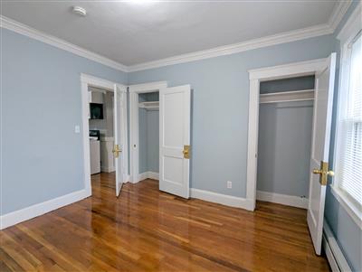 4 Edgar Ct, Winter Hill