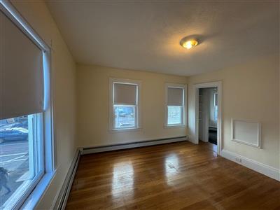 2575 Massachusetts Ave, North Cambridge