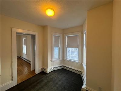 2575 Massachusetts Ave, North Cambridge