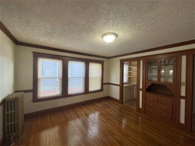 67 Sharon St, West Medford