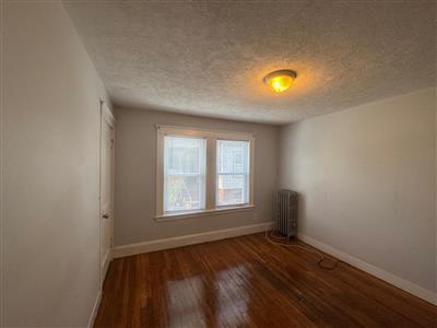 67 Sharon St, West Medford