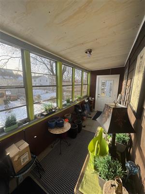 67 Sharon St, West Medford