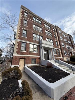 335A Harvard St, Mid-Cambridge
