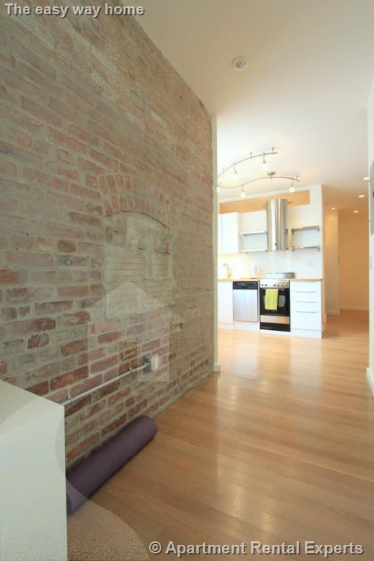 35 Lee St, Central Square