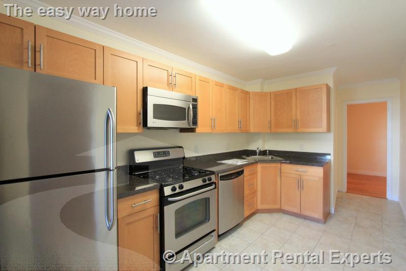 60 Brattle St, Harvard Square