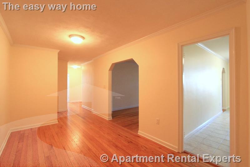 60 Brattle St, Harvard Square