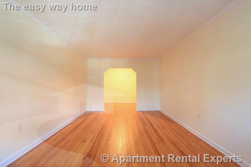 60 Brattle St, Harvard Square