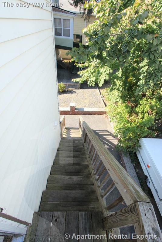 2 Sanger St, Magoun Square