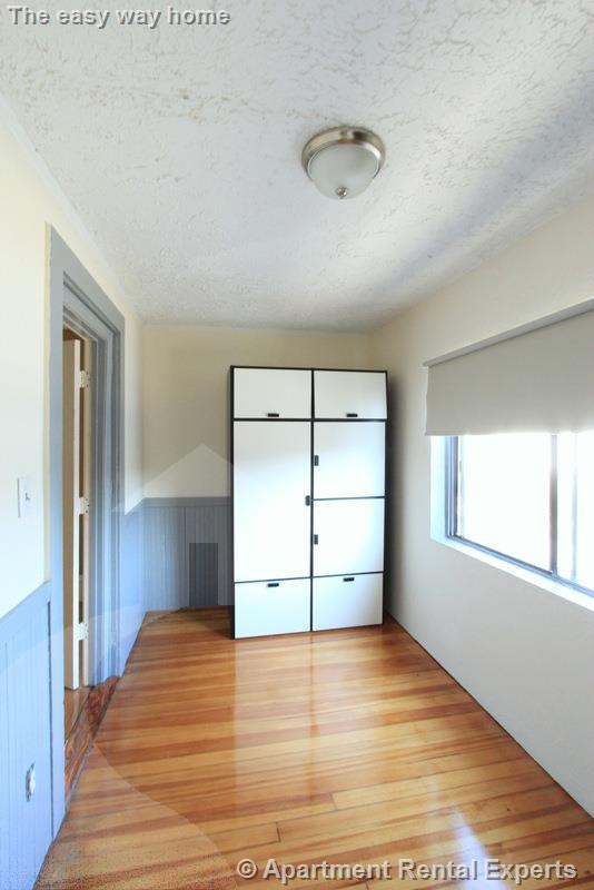 2 Sanger St, Magoun Square