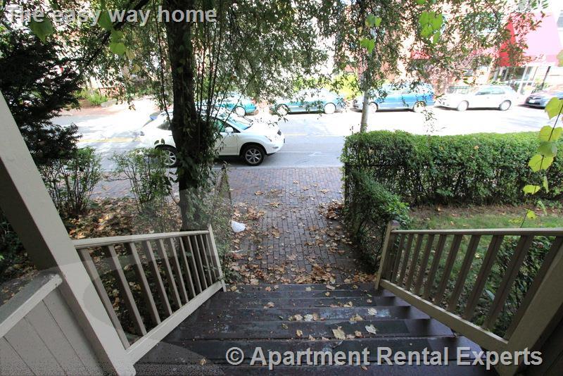 378 Harvard St, Harvard Square