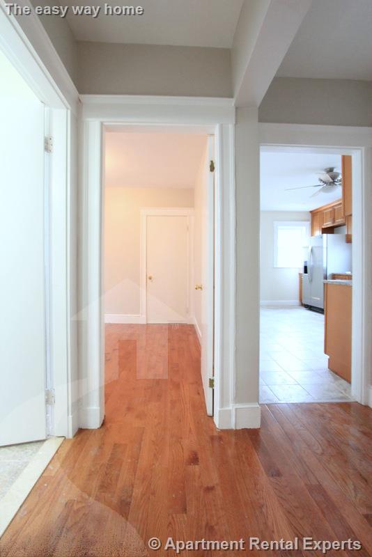 121 Yale St, Ball Square