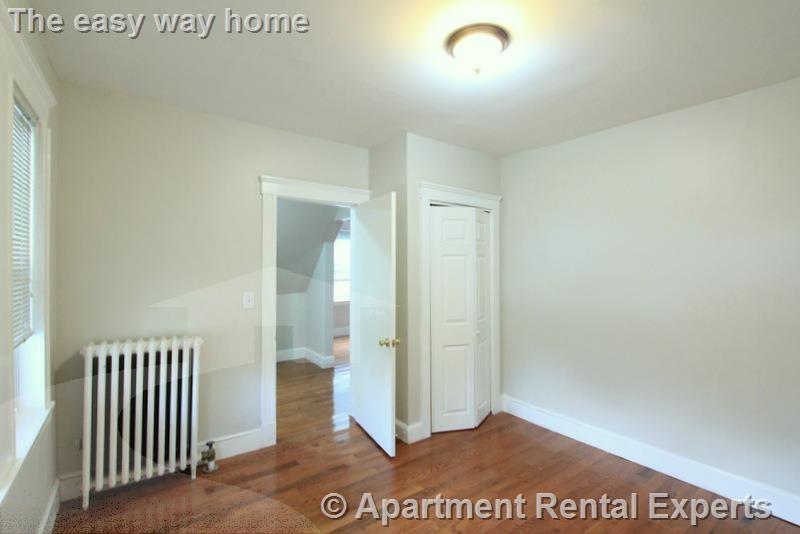 121 Yale St, Ball Square