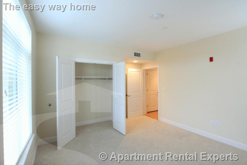 7 Cameron Ave, Davis Square