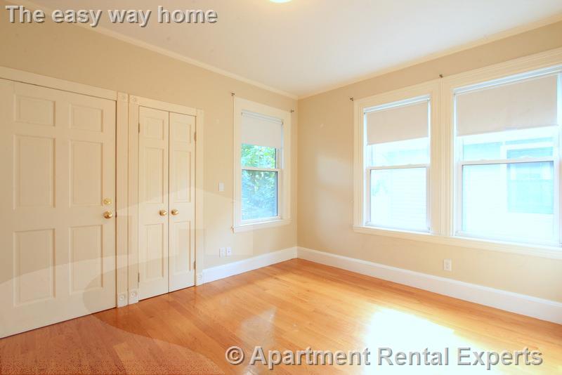 52 Maple Ave, Mid Cambridge