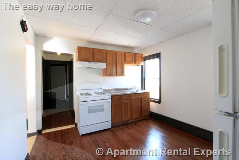 53 Hinckley St, Magoun Square