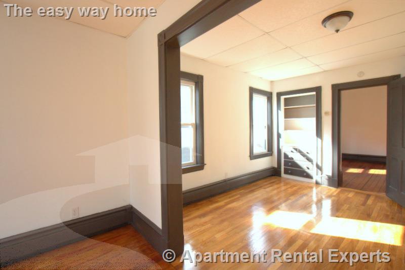 53 Hinckley St, Magoun Square