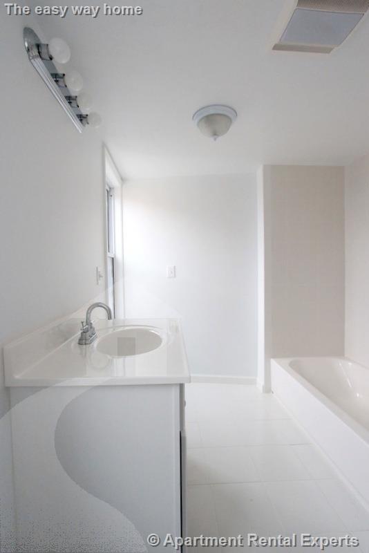 117 Rogers Ave, Ball Square