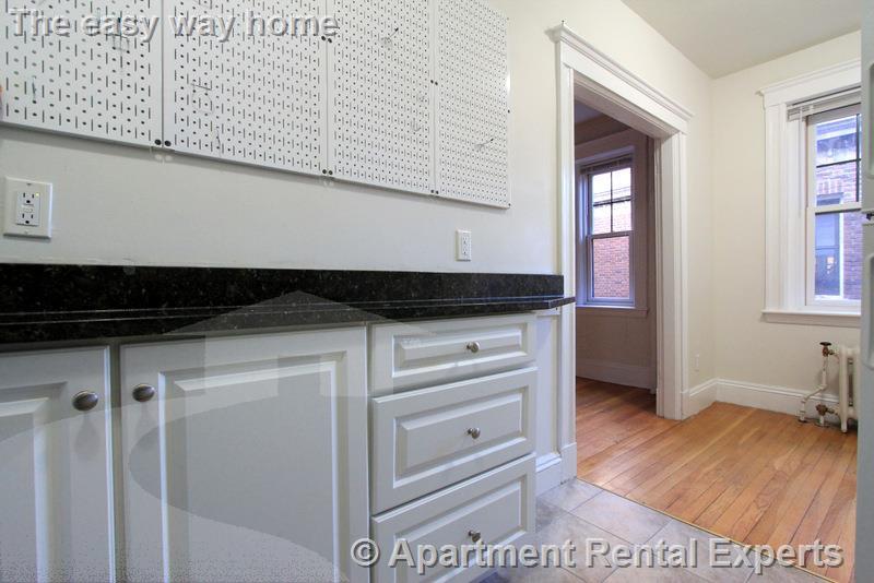 1558 Massachusetts Ave, Harvard Square