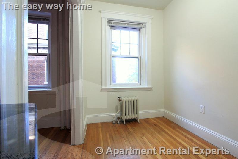 1558 Massachusetts Ave, Harvard Square