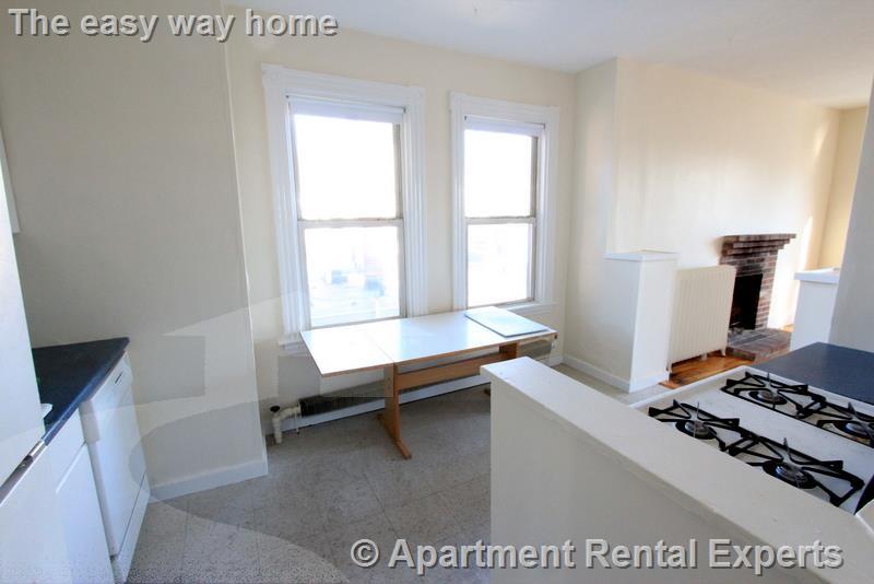 3 Moore St, Davis Square