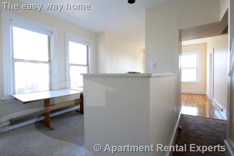 3 Moore St, Davis Square