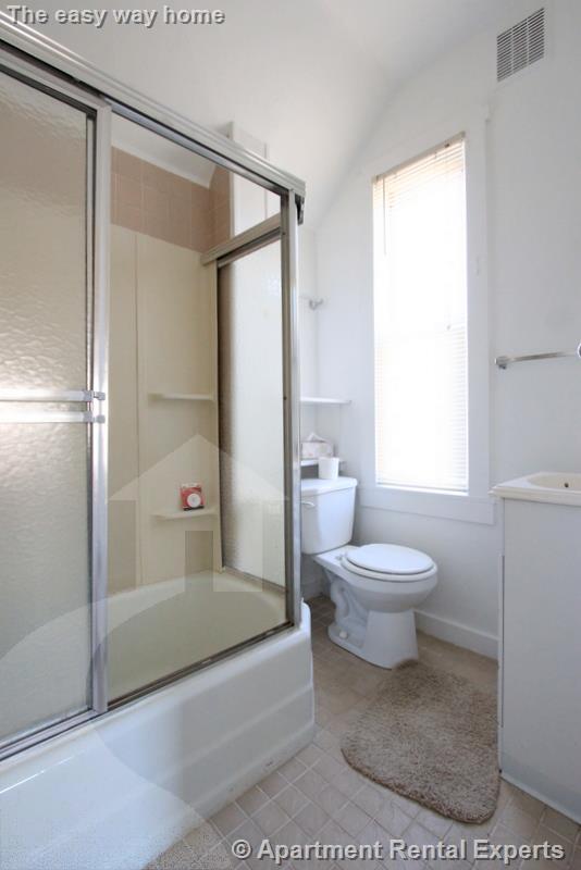 3 Moore St, Davis Square