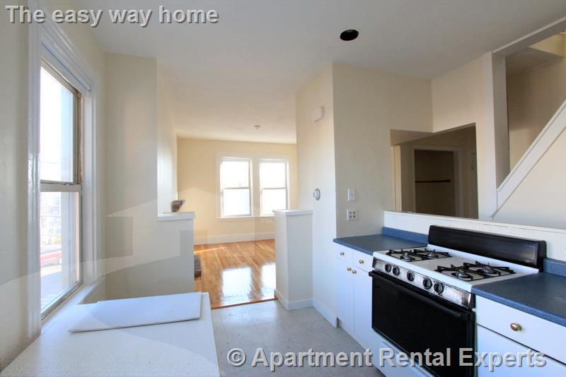 3 Moore St, Davis Square