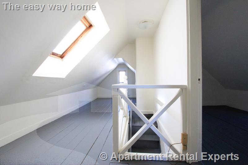 3 Moore St, Davis Square