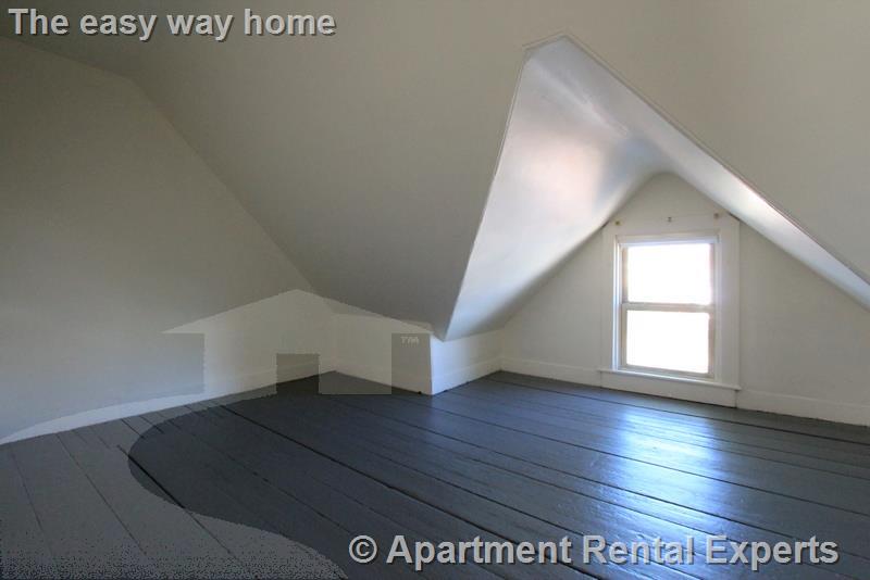 3 Moore St, Davis Square