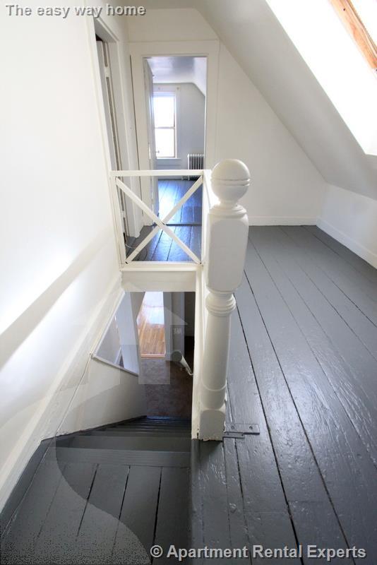 3 Moore St, Davis Square