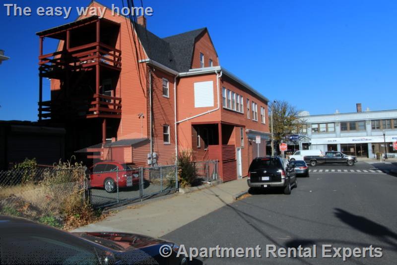 134 Josephine Ave, Ball Square