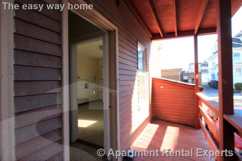 134 Josephine Ave, Ball Square