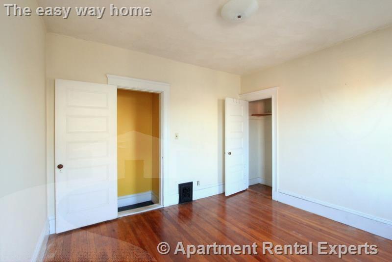 134 Josephine Ave, Ball Square