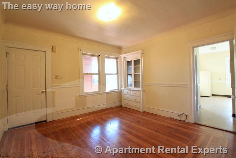 134 Josephine Ave, Ball Square