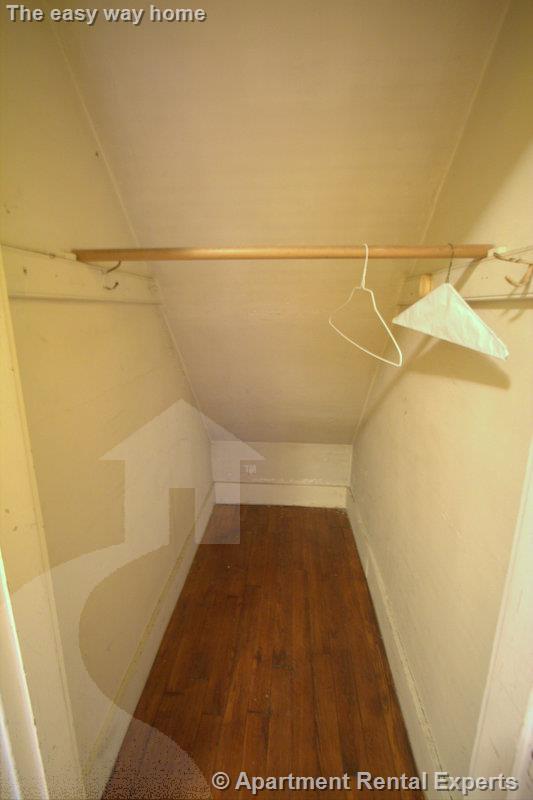 134 Josephine Ave, Ball Square