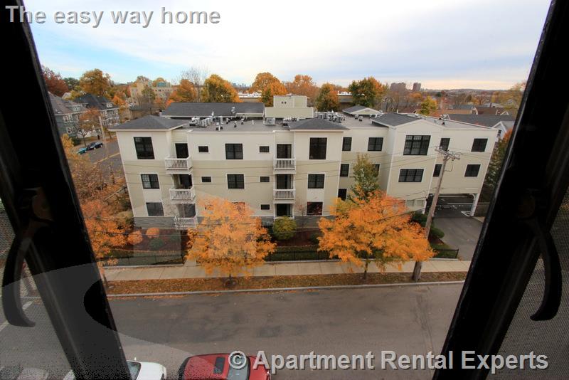 276 Massachusetts Ave, East Arlington