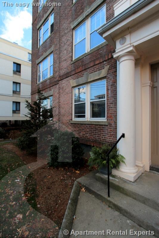 14 Centre St, Central Square