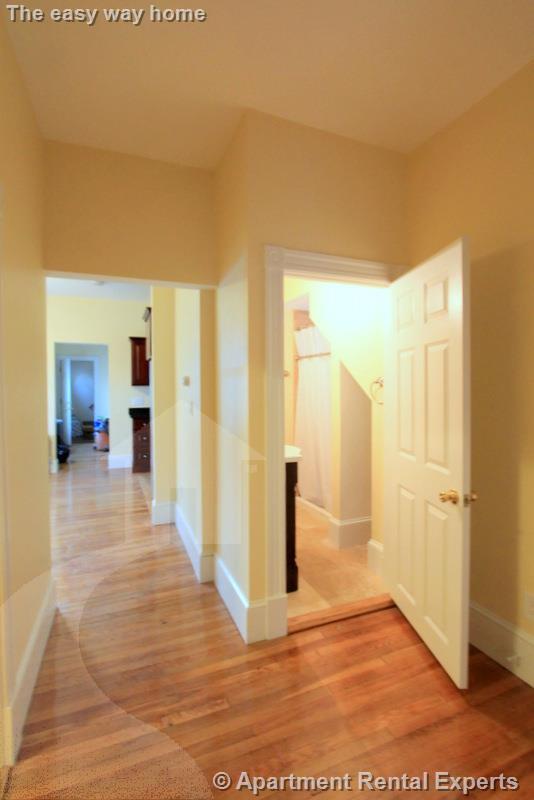 26 White St, Porter Square