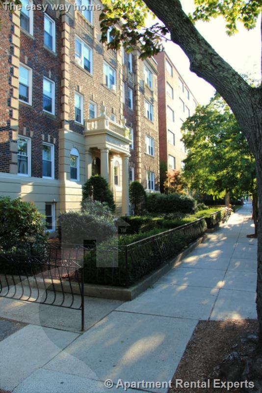 10 Wendell St, Harvard Square