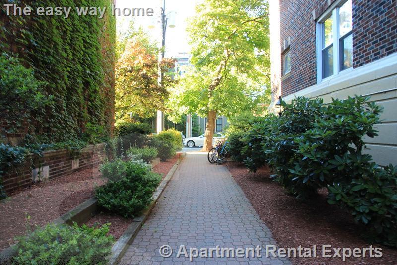 10 Wendell St, Harvard Square