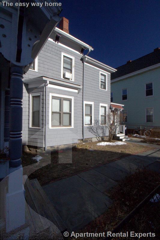 566 Putnam Ave, Cambridgeport