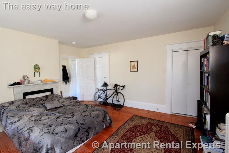 566 Putnam Ave, Cambridgeport