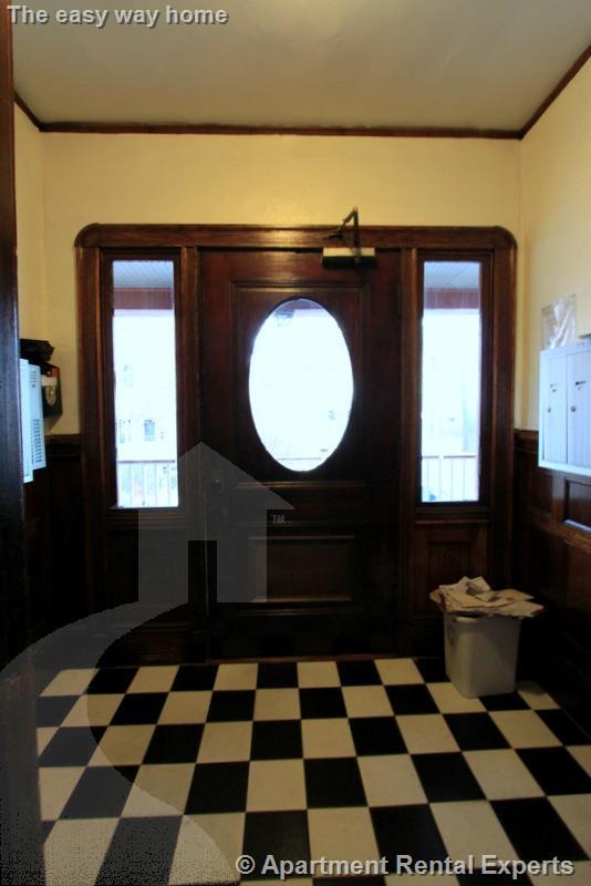 14 Garrison Ave, Teele Square