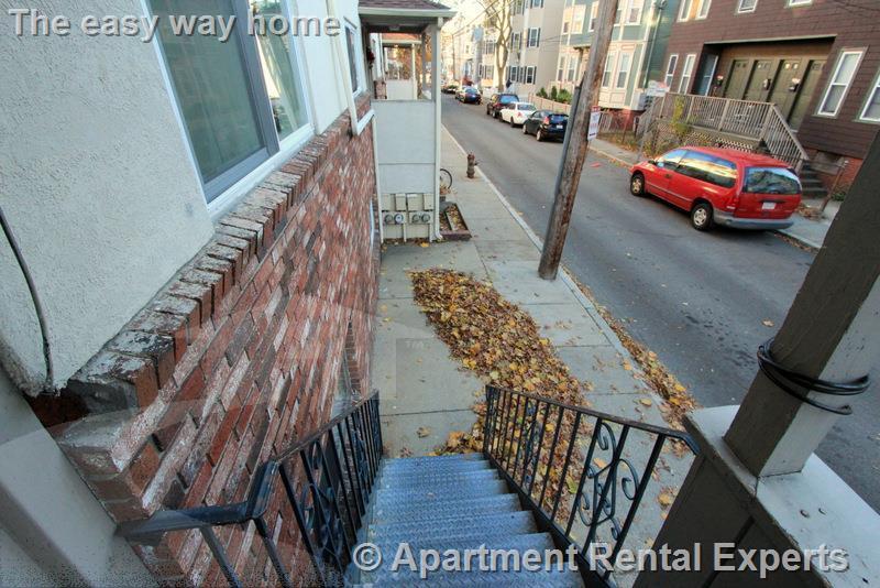 19B Suffolk St, Central Square