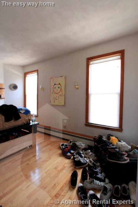 407 Broadway, Winter Hill