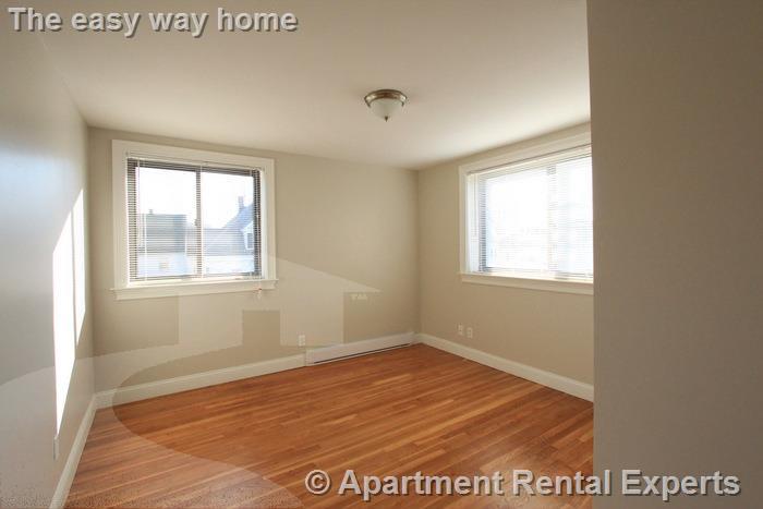 134 Summer St, Malden Center