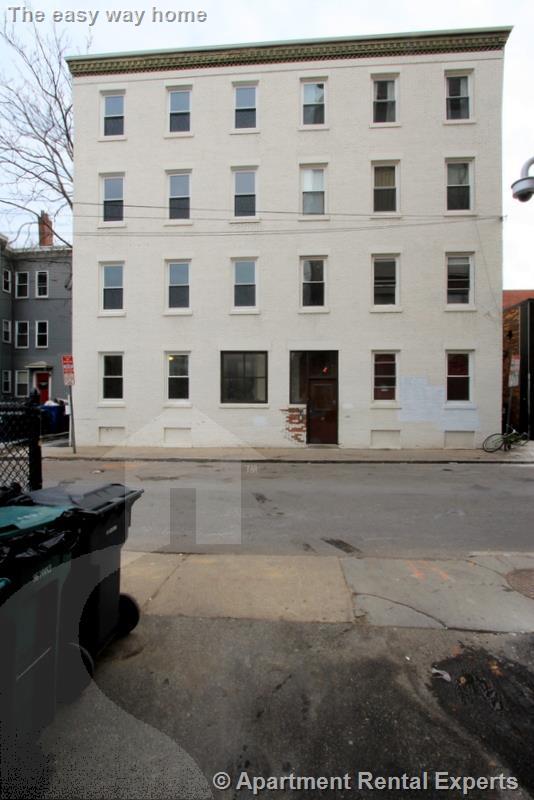 6 Douglass St, Central Square