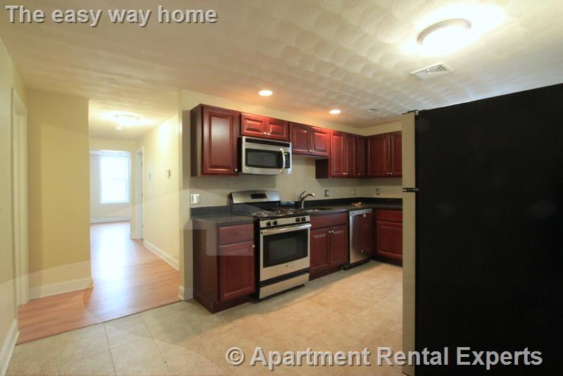 6 Douglass St, Central Square